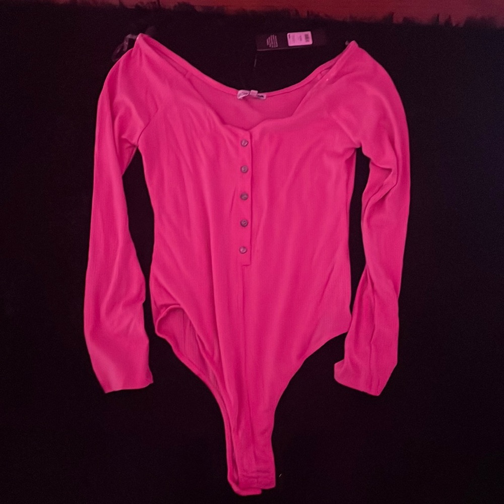 Pink longsleeve button down ribbed top